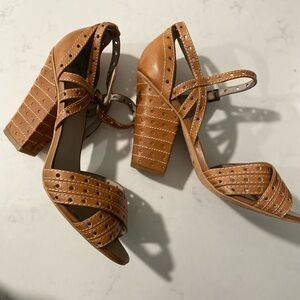Hinge Brown Leather Block Heels Size 9.5
